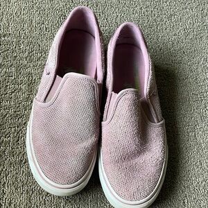 Vans Pink Casual Sneakers with Streamlined Design